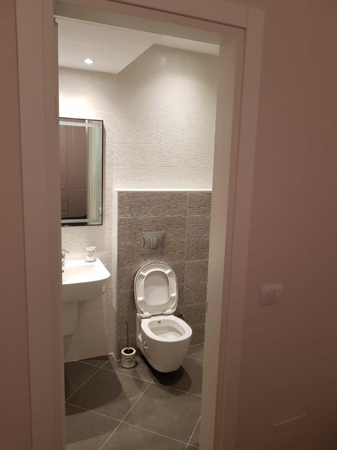 Artino Villa Durrës Exteriör bild