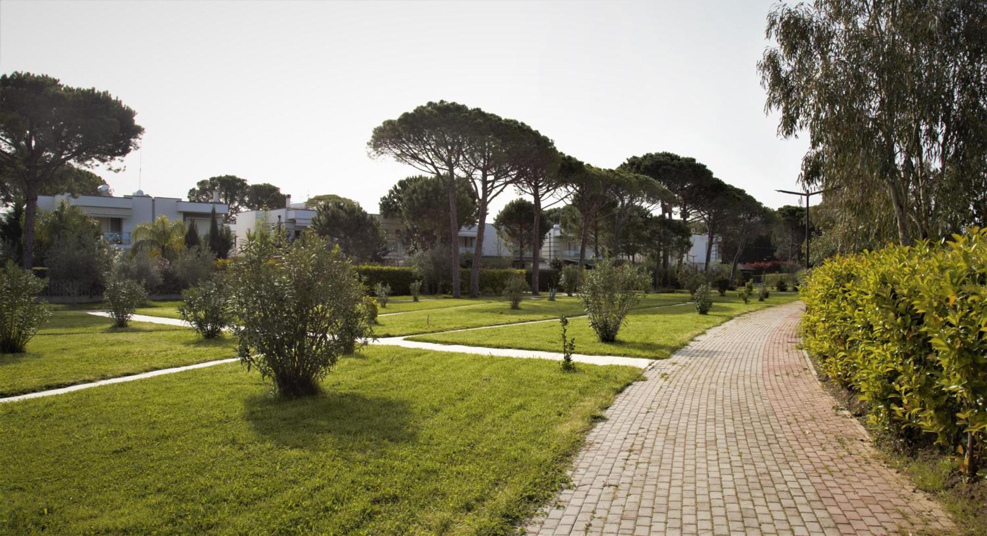 Artino Villa Durrës Exteriör bild